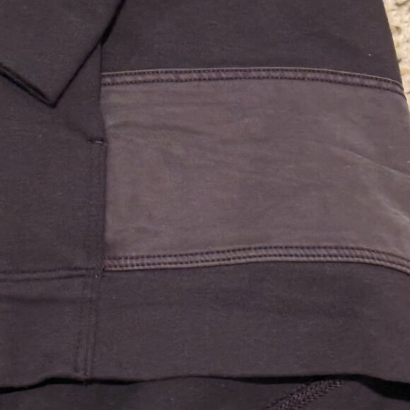Lululemon | Long-sleeve Pullover Hoodie | Black | Size 10 - Picture 9 of 12